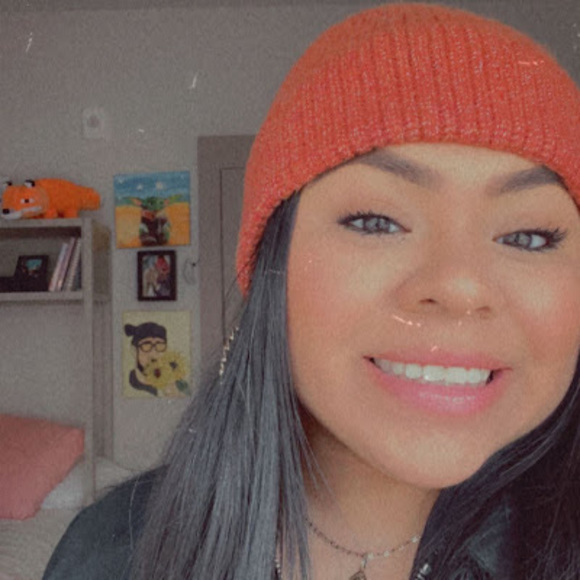 Meet your Posher, Kaitlyn - Picture 1 of 1